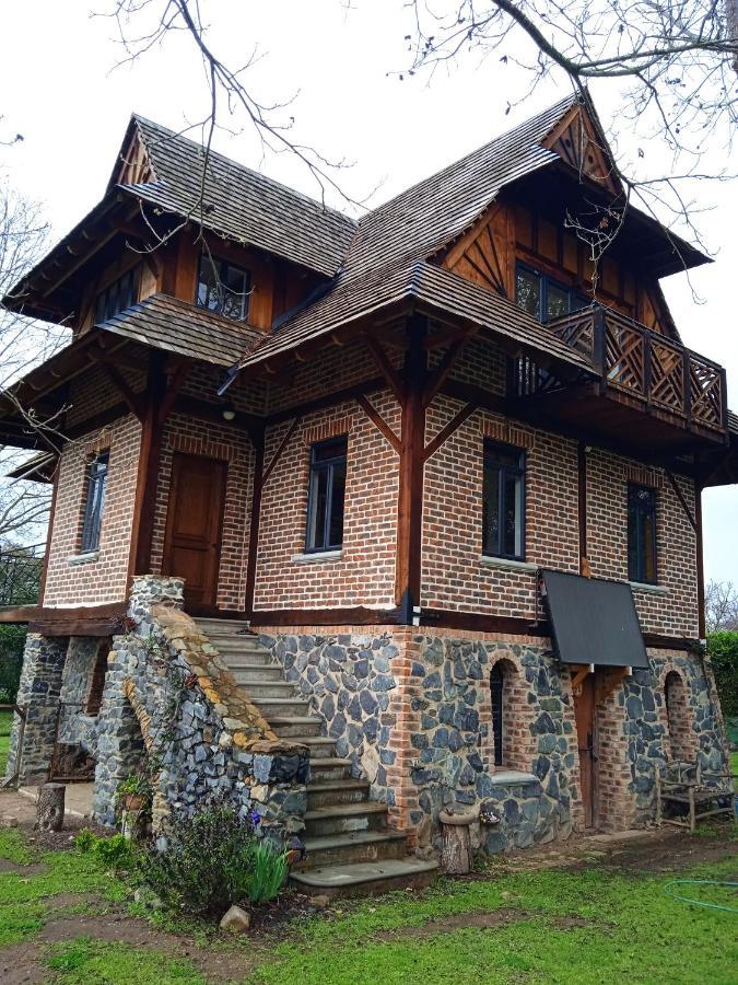 Fleur Bleue & The Timber Frame Bed & Breakfast Heidelberg  Exterior photo